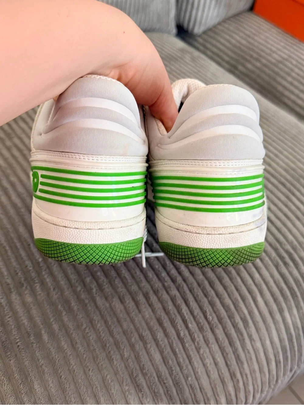 Gucci White & Green Low-Top Sneakers